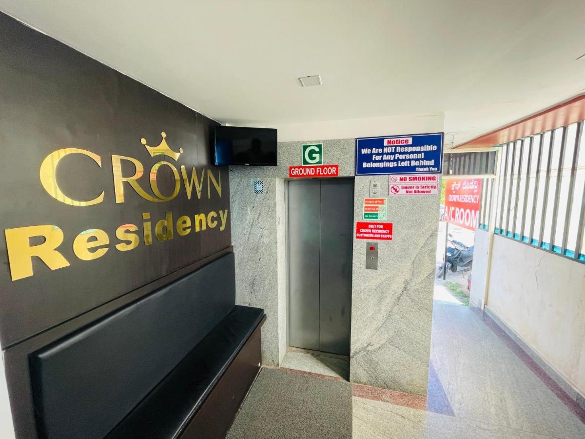Crown Residency Hotell Mysore Exteriör bild